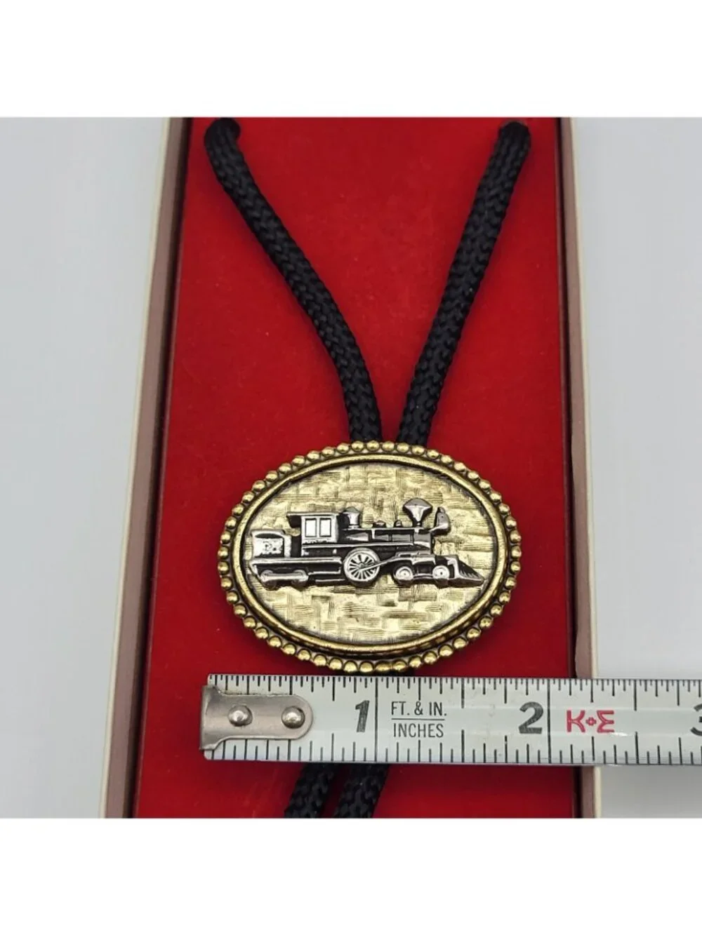 Vintage Southern Pacific railroad Train Bolo Tie in box CP Huntington Employee